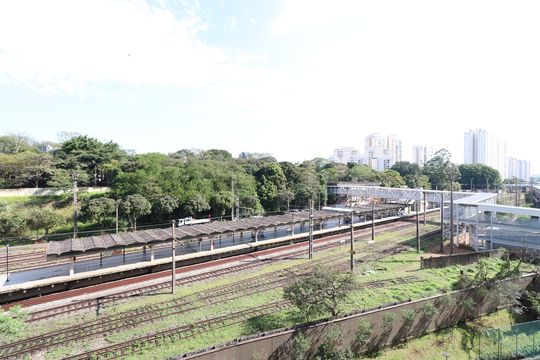 Vista  de apartamento para alugar com 2 quartos, 55m² em Vila Anastácio, São Paulo