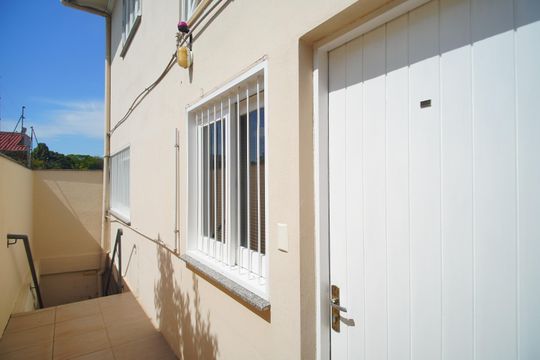 Corredor de apartamento para alugar com 1 quarto, 80m² em Cristo Rei, São Leopoldo