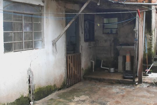 Quintal de casa à venda com 3 quartos, 250m² em Jardim Lucélia, São Paulo