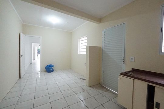 Cozinha de casa para alugar com 3 quartos, 123m² em Paraíso, São Paulo