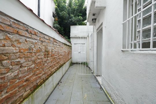 Quintal de casa para alugar com 3 quartos, 123m² em Paraíso, São Paulo