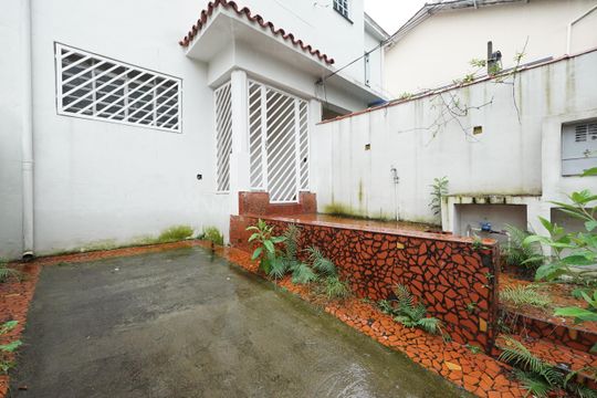 Garagem de casa para alugar com 3 quartos, 123m² em Paraíso, São Paulo