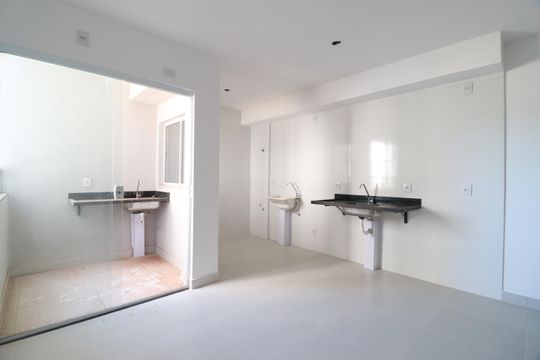 Cozinha de apartamento para alugar com 2 quartos, 54m² em Novo Mundo, Uberlândia