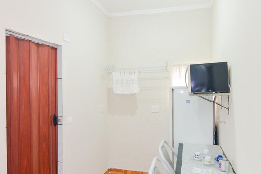 Cozinha de casa para alugar com 1 quarto, 30m² em Taboão, Guarulhos
