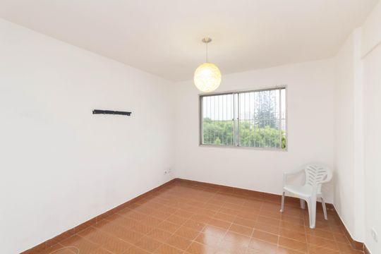 Sala de apartamento para alugar com 2 quartos, 56m² em Jardim Itapemirim, São Paulo