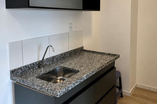 Cozinha de apartamento para alugar com 2 quartos, 40m² em Km 18, Osasco
