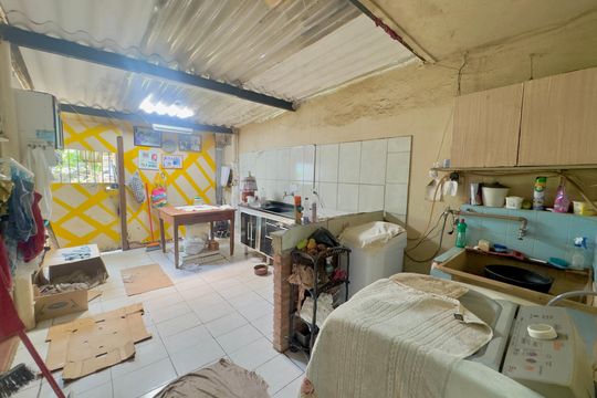 Área de Serviço de casa à venda com 3 quartos, 370m² em Jardim Presidente Dutra, Guarulhos