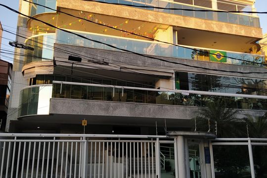 Fachada de apartamento à venda com 3 quartos, 85m² em Recreio dos Bandeirantes, Rio de Janeiro