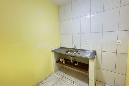 Cozinha de casa para alugar com 1 quarto, 50m² em Madureira, Rio de Janeiro