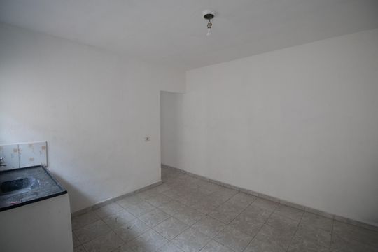 Cozinha  de casa para alugar com 1 quarto, 30m² em Jardim Brasil (zona Norte), São Paulo