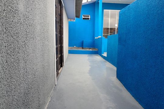 Área externa de casa para alugar com 1 quarto, 33m² em Pinheirinho, Curitiba