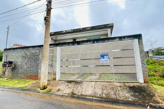 Fachada de casa para alugar com 4 quartos, 232m² em Nhambuca, Cotia