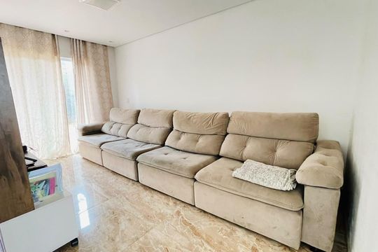 Sala de casa para alugar com 4 quartos, 232m² em Nhambuca, Cotia