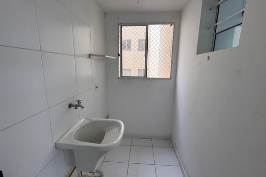 Área de Serviço de apartamento para alugar com 2 quartos, 48m² em Paisagem Casa Grande, Cotia