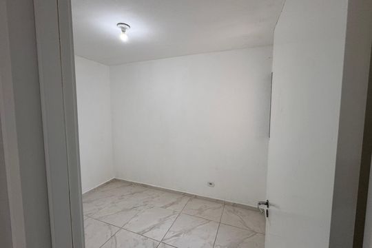 Quarto 1 de apartamento para alugar com 2 quartos, 48m² em Paisagem Casa Grande, Cotia