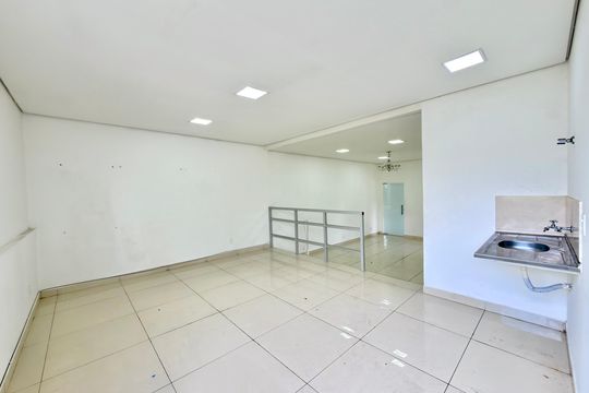Cozinha e Área de Serviço de kitnet/studio para alugar com 1 quarto, 45m² em Califórnia, Belo Horizonte