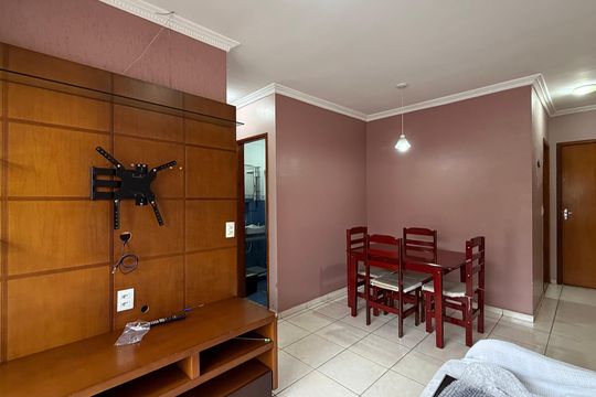 Apartamento para alugar com 2 quartos, 55m² em Jardim Santa Tereza, Carapicuíba