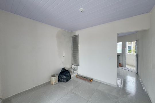 Kitnet/Studio para alugar com 1 quarto, 45m² em Jardim Presidente Dutra, Guarulhos