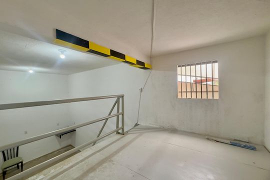 Dormitório de kitnet/studio para alugar com 1 quarto, 60m² em Jardim Presidente Dutra, Guarulhos