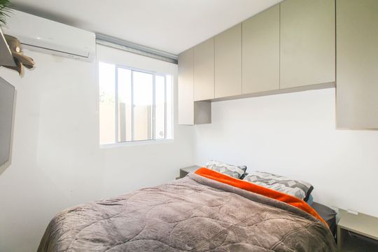 Quarto 1 de apartamento à venda com 2 quartos, 61m² em Fátima, Canoas