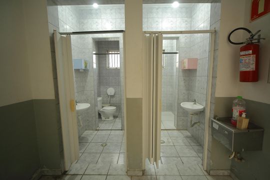 Banheiros  de casa para alugar com 4 quartos, 473m² em Baeta Neves, São Bernardo do Campo
