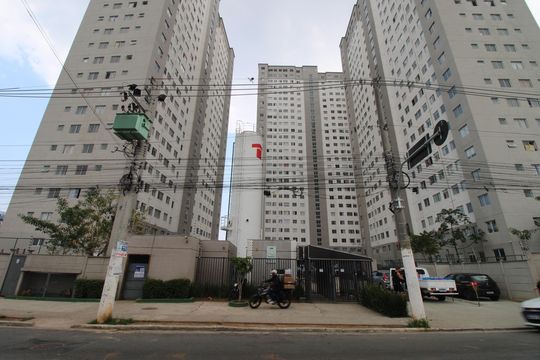 Fachada de apartamento para alugar com 2 quartos, 45m² em Vila Princesa Isabel, São Paulo