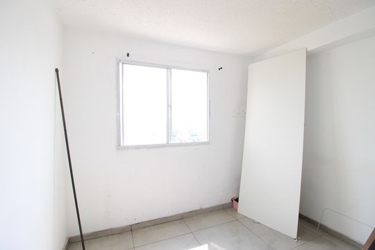 Quarto 2 de apartamento para alugar com 2 quartos, 45m² em Vila Princesa Isabel, São Paulo