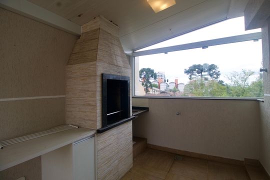 Terraço - Churrasqueira de casa de condomínio para alugar com 3 quartos, 160m² em Boa Vista, Curitiba