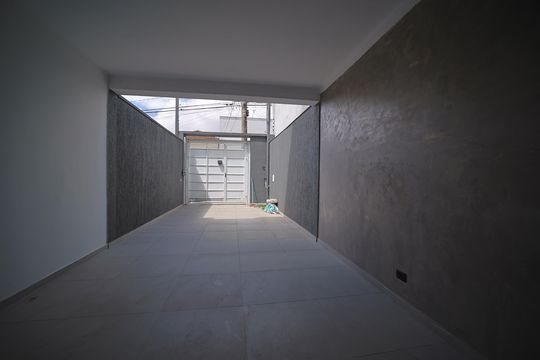 Garagem de casa à venda com 3 quartos, 100m² em Vila Rio Branco, São Paulo