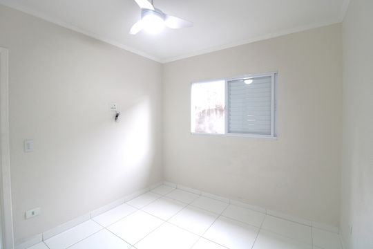 Casa para alugar com 1 quarto, 33m² em Jardim Niteroi, São Paulo