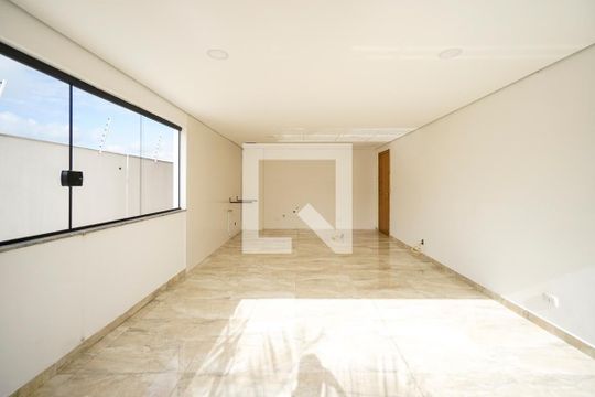 Condominio de apartamento para alugar com 2 quartos, 52m² em Penha de França, São Paulo