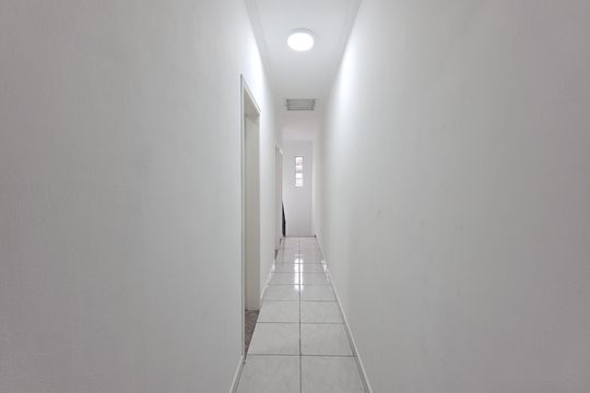 Corredor de casa à venda com 3 quartos, 110m² em Vila Homero Thon, Santo André
