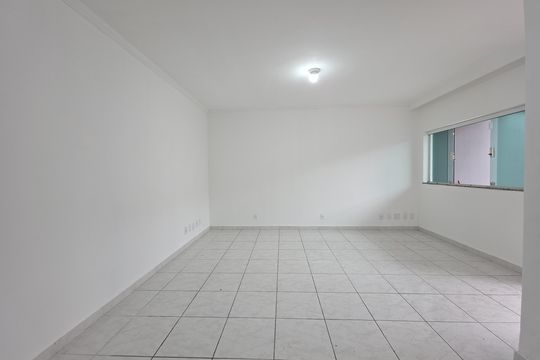 Sala de casa à venda com 3 quartos, 110m² em Vila Homero Thon, Santo André