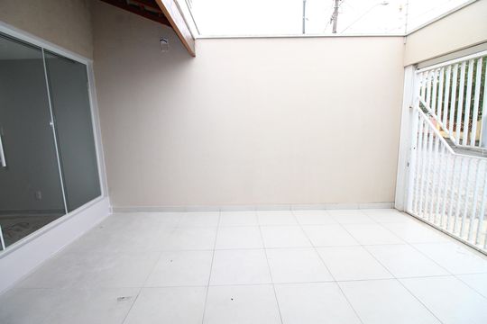 Garagem de casa para alugar com 3 quartos, 125m² em Jardim das Industrias, São José dos Campos