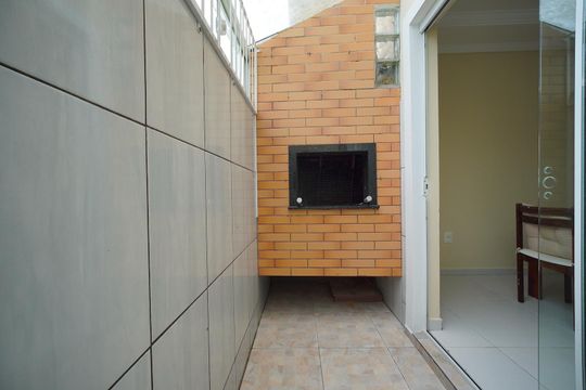 Área externa/Churrasqueira  de casa de condomínio para alugar com 2 quartos, 72m² em Ingleses Norte, Florianópolis