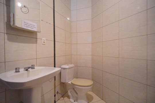 Banheiro de casa para alugar com 2 quartos, 90m² em São Miguel, São Leopoldo
