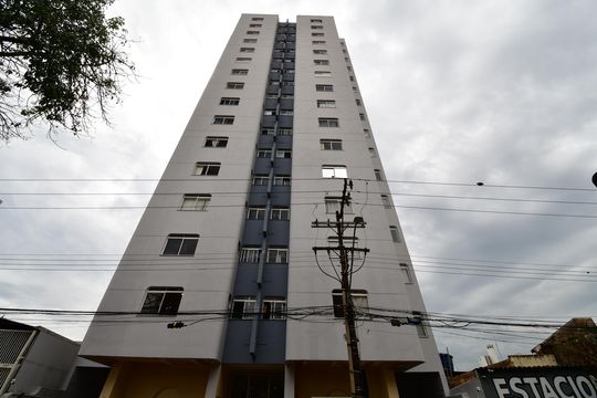 Fachada do Prédio de apartamento à venda com 1 quarto, 45m² em Vila Itapura, Campinas