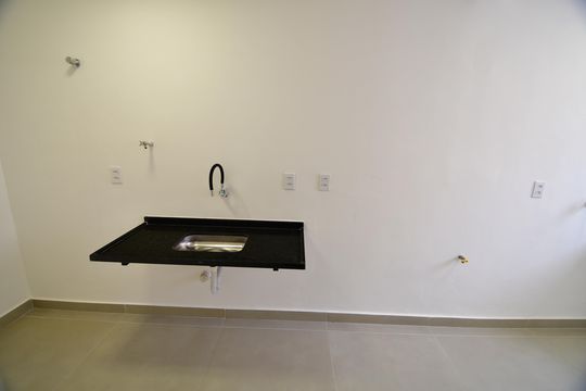Cozinha de apartamento à venda com 1 quarto, 45m² em Vila Itapura, Campinas