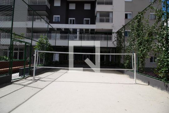 Quadra de areia  de apartamento para alugar com 1 quarto, 31m² em Picanço, Guarulhos