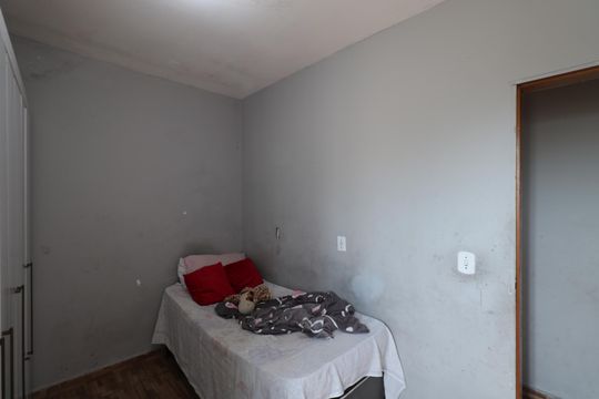 Quarto 1 de casa à venda com 2 quartos, 275m² em Eldorado, Diadema