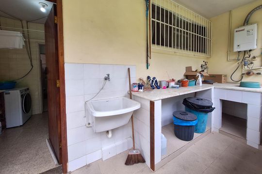 Área de Serviço de casa de condomínio à venda com 4 quartos, 270m² em Itaipu, Niterói