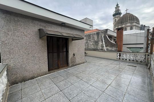 Área externa de casa à venda com 3 quartos, 490m² em Vila Santa Isabel, São Paulo