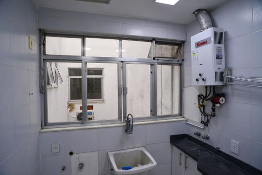 Área de Serviço de apartamento para alugar com 3 quartos, 133m² em Barra da Tijuca, Rio de Janeiro