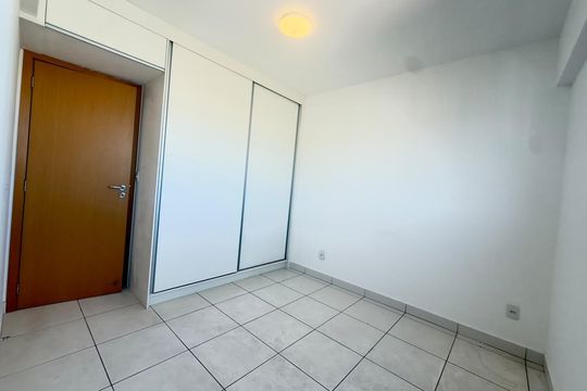 Apartamento à venda com 3 quartos, 75m² em Betânia, Belo Horizonte