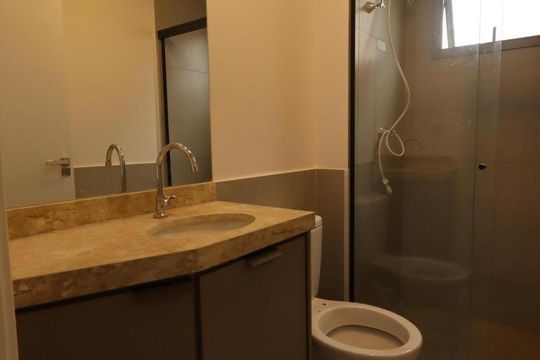 Banheiro de apartamento para alugar com 2 quartos, 120m² em Ribeirânia, Ribeirão Preto