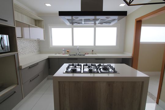 Casa à venda com 3 quartos, 216m² em Burgo Paulista, São Paulo