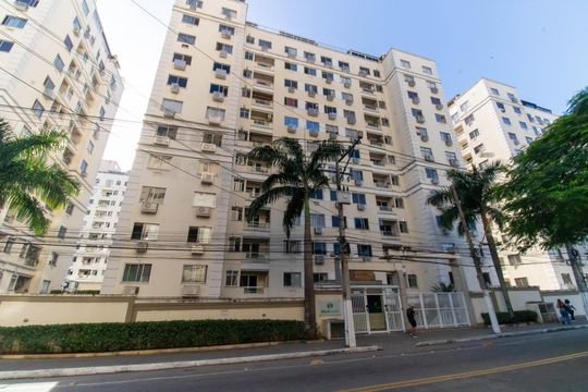 Fachada de apartamento à venda com 2 quartos, 50m² em Barreto, Niterói