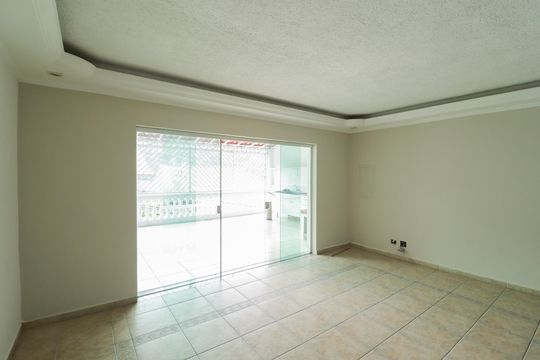 Casa à venda com 2 quartos, 200m² em Lauzane Paulista, São Paulo
