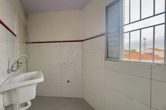 Kitnet/Studio para alugar com 1 quarto, 28m² em Jardim Presidente Dutra, Guarulhos