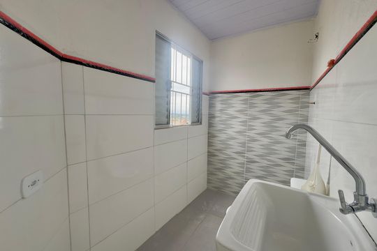 Kitnet/Studio para alugar com 1 quarto, 28m² em Jardim Presidente Dutra, Guarulhos